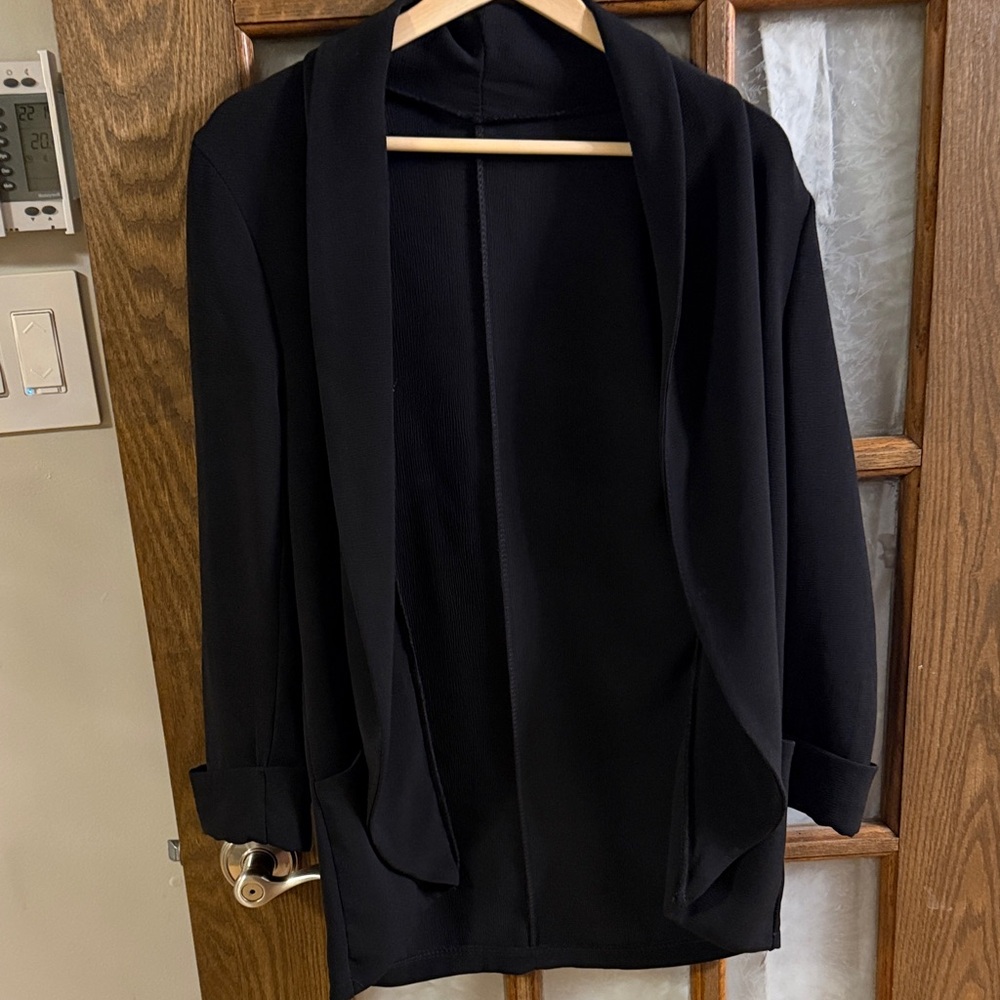 Black Open-Front Women’s Cardigan Blazer